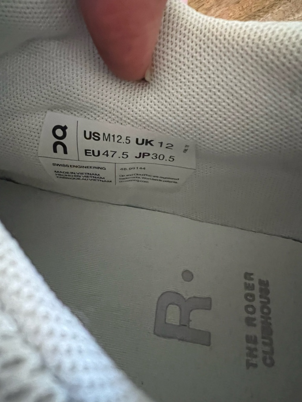 On Running Men's The Roger Clubhouse Tennis Shoes All White US 12.5 - Picture 11 of 14